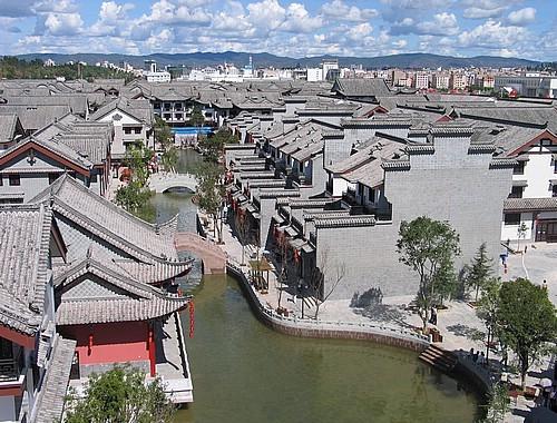 神圣的石像